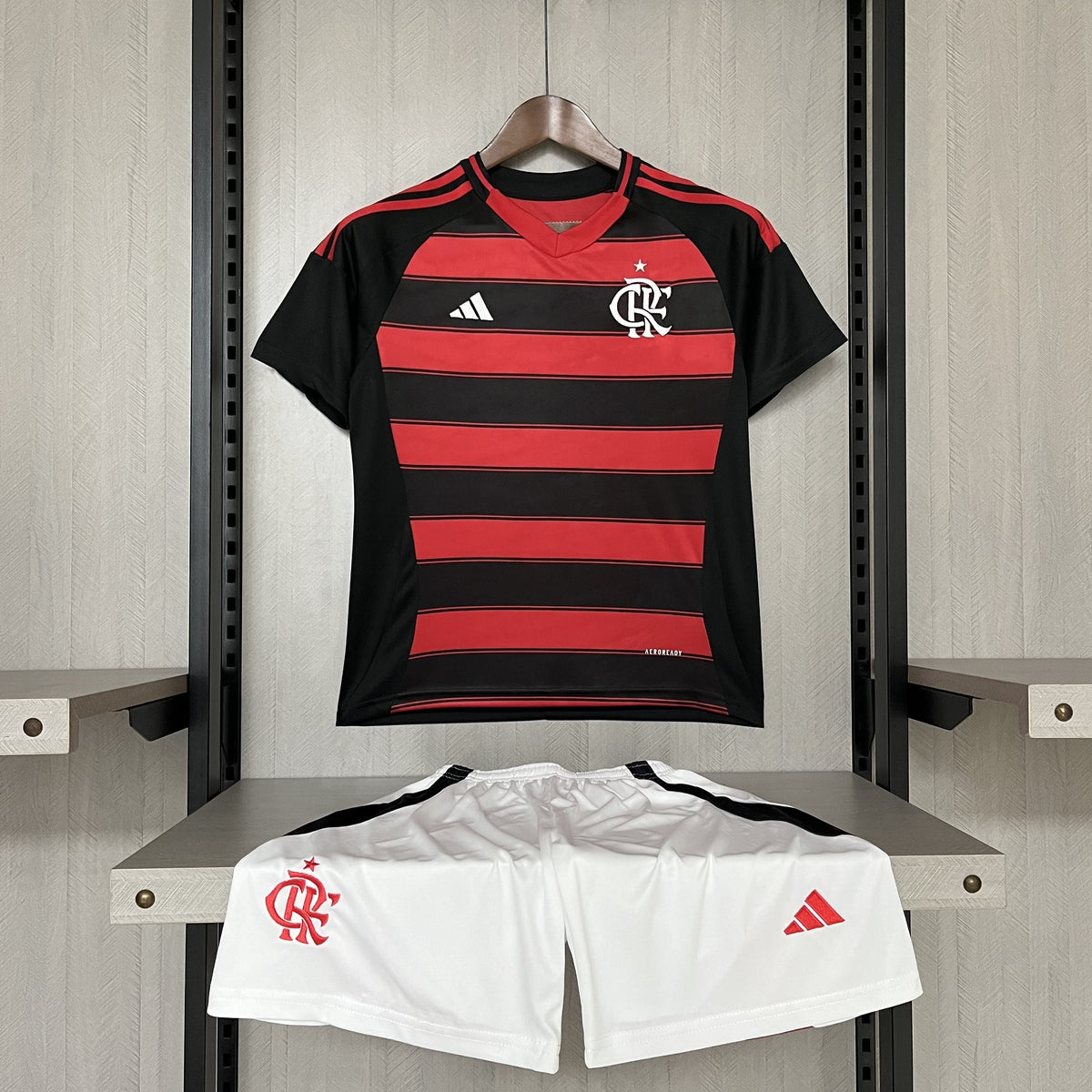 Conjunto Infantil CR Flamengo l 2025/26 Rubro-Negro - Modelo Torcedor
