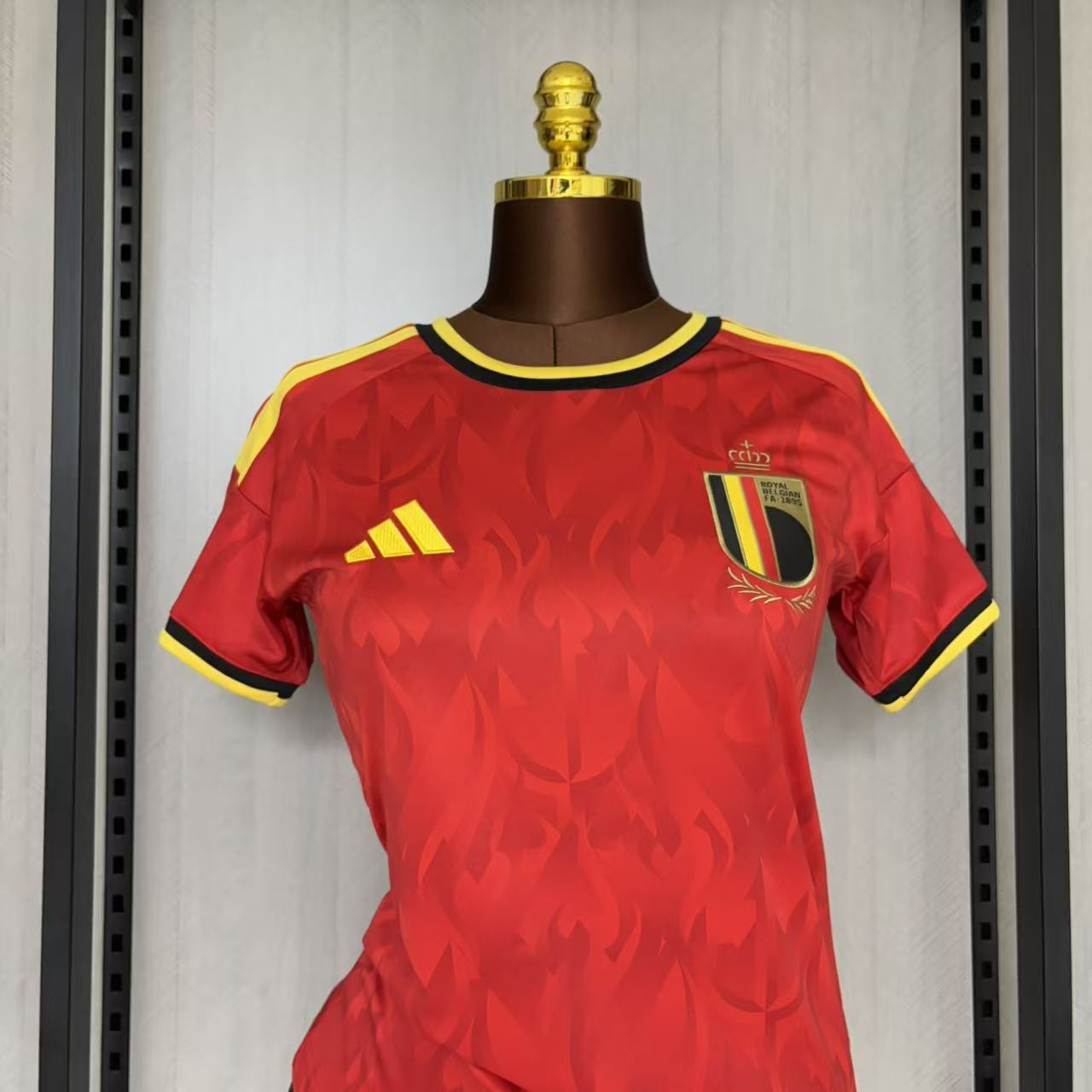 Camisa Feminina Bélgica 2026/27 I