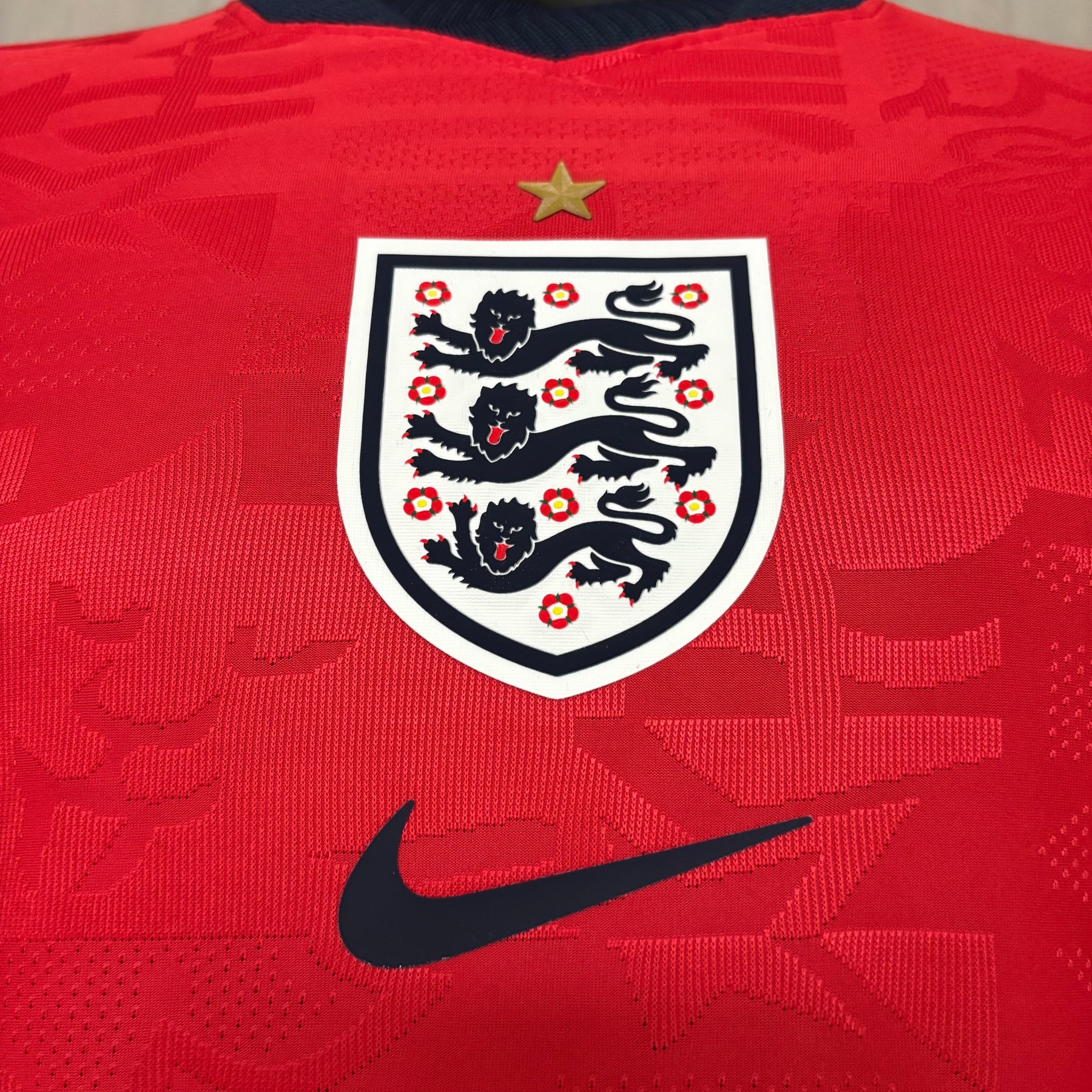 Camisa Inglaterra 2026/27 I Jogador