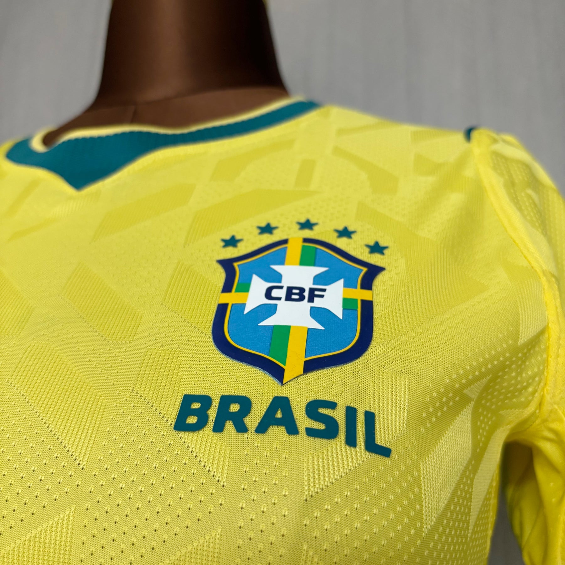 Camisa Brasil Feminina II 2026/27 Jogador Amarela