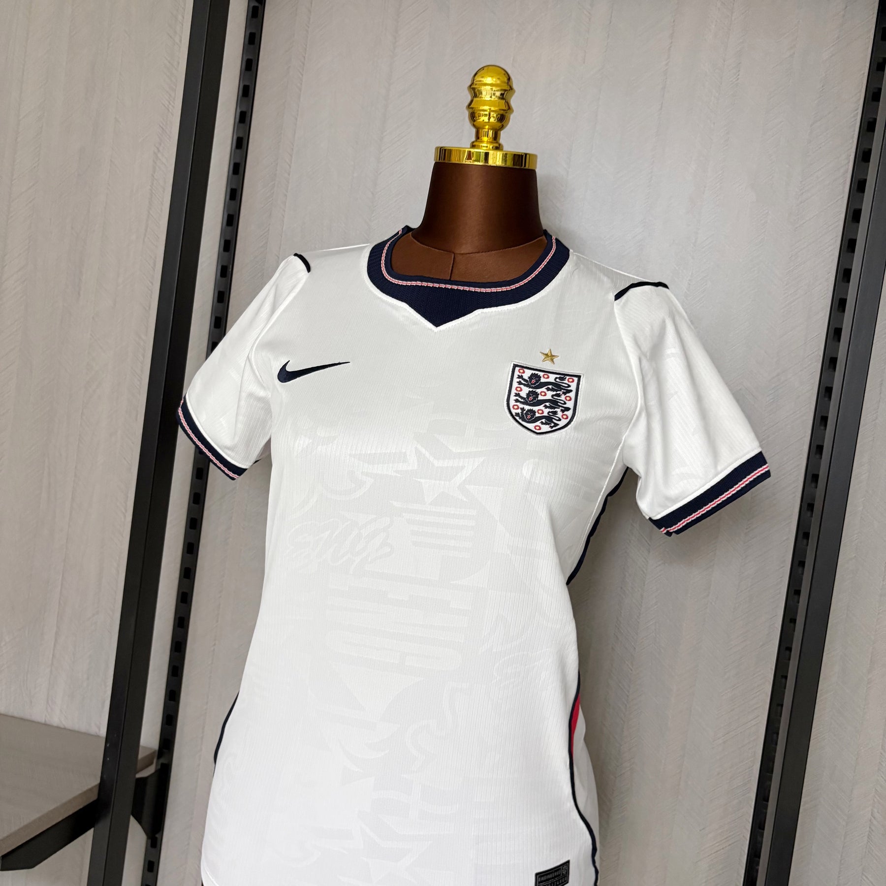 Camisa Feminina Inglaterra 2026/27 I