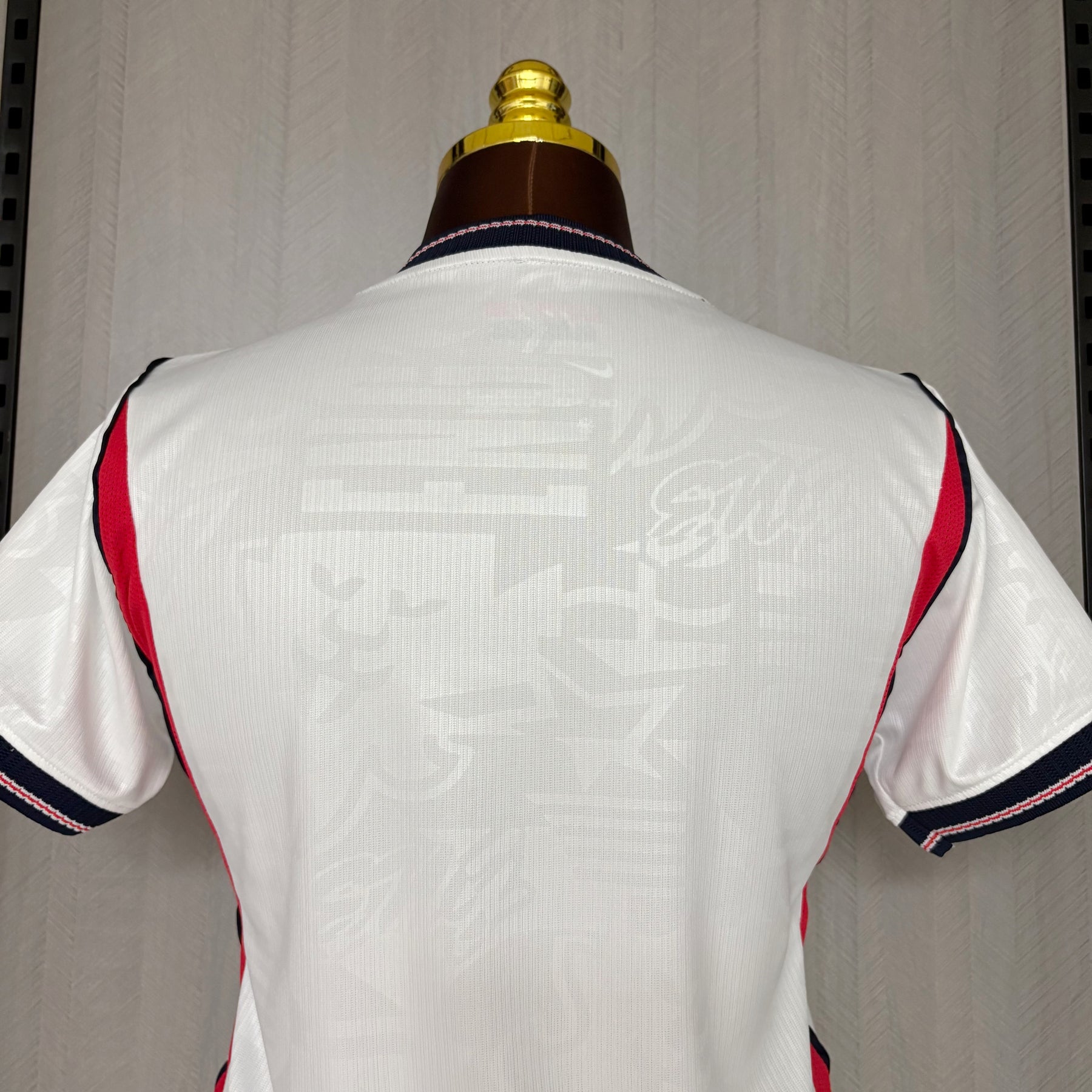 Camisa Feminina Inglaterra 2026/27 I